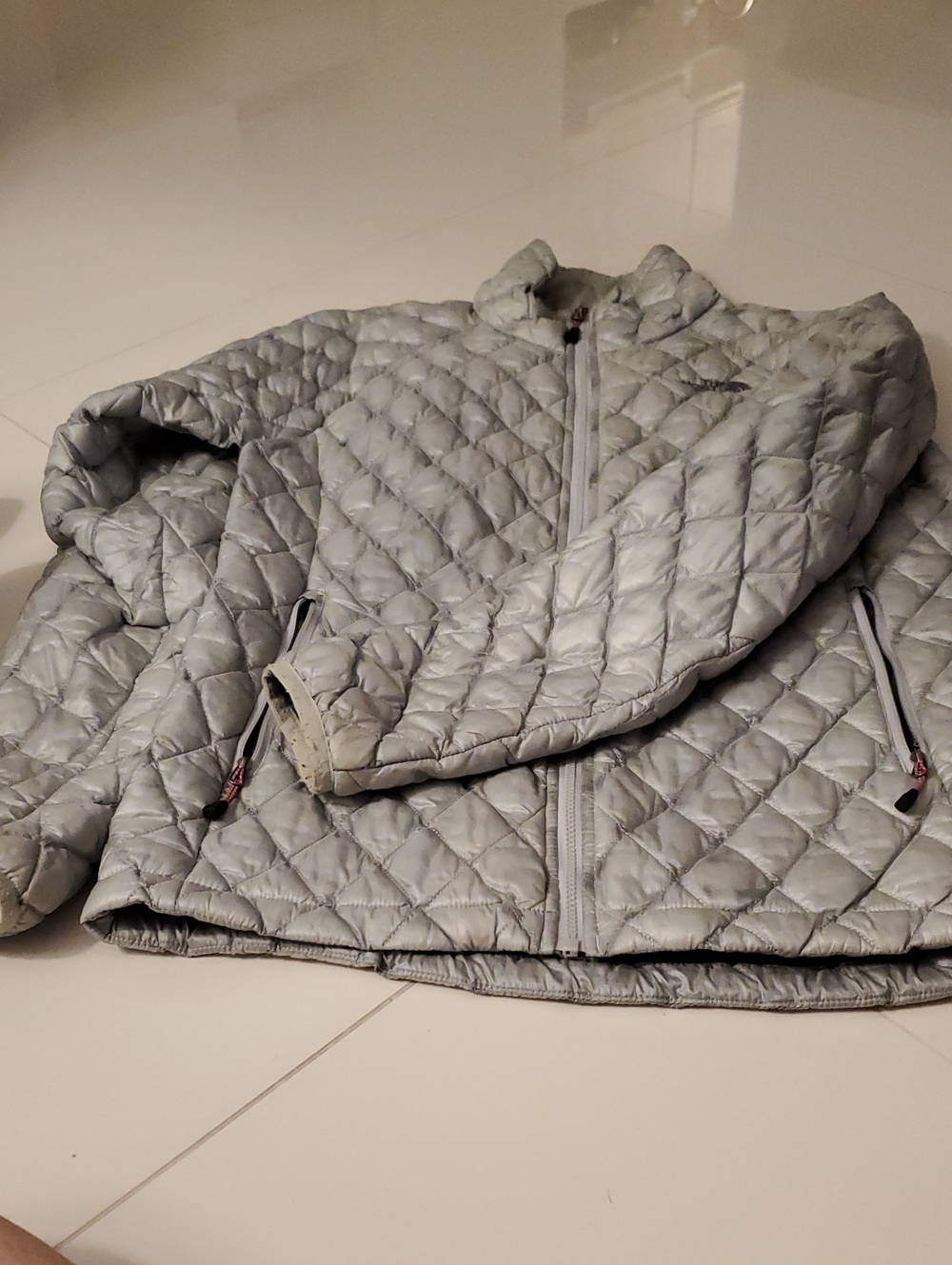 The North Face Quilted Light Gray Jacket